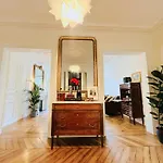 3 Bedrooms In Marais