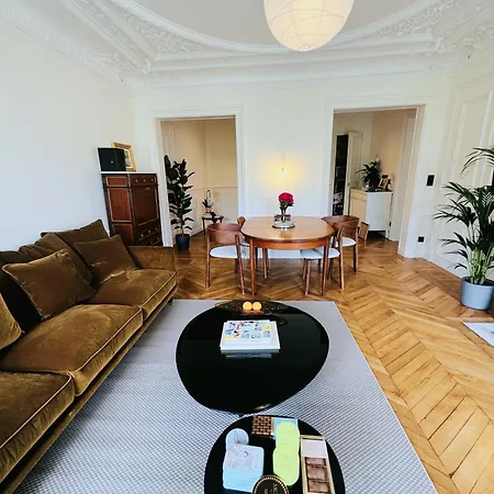 3 Bedrooms In Marais * Parigi